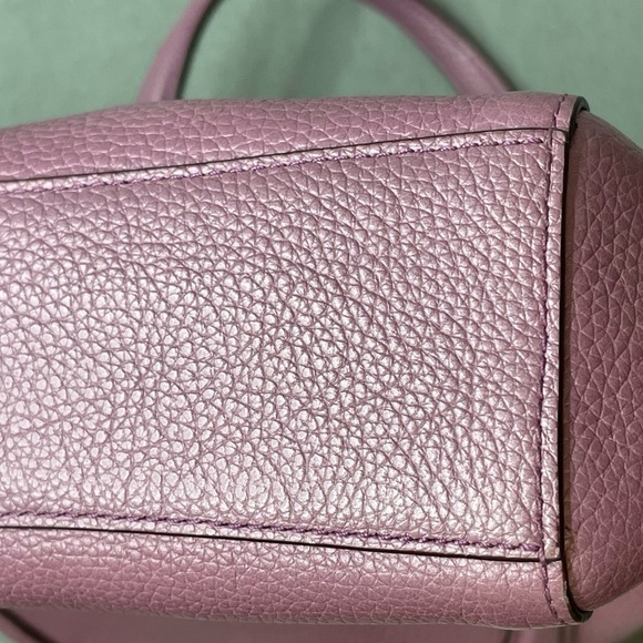 Coach lilac metallic Kelsey mini-satchel/crossbody purse. - Picture 9 of 9
